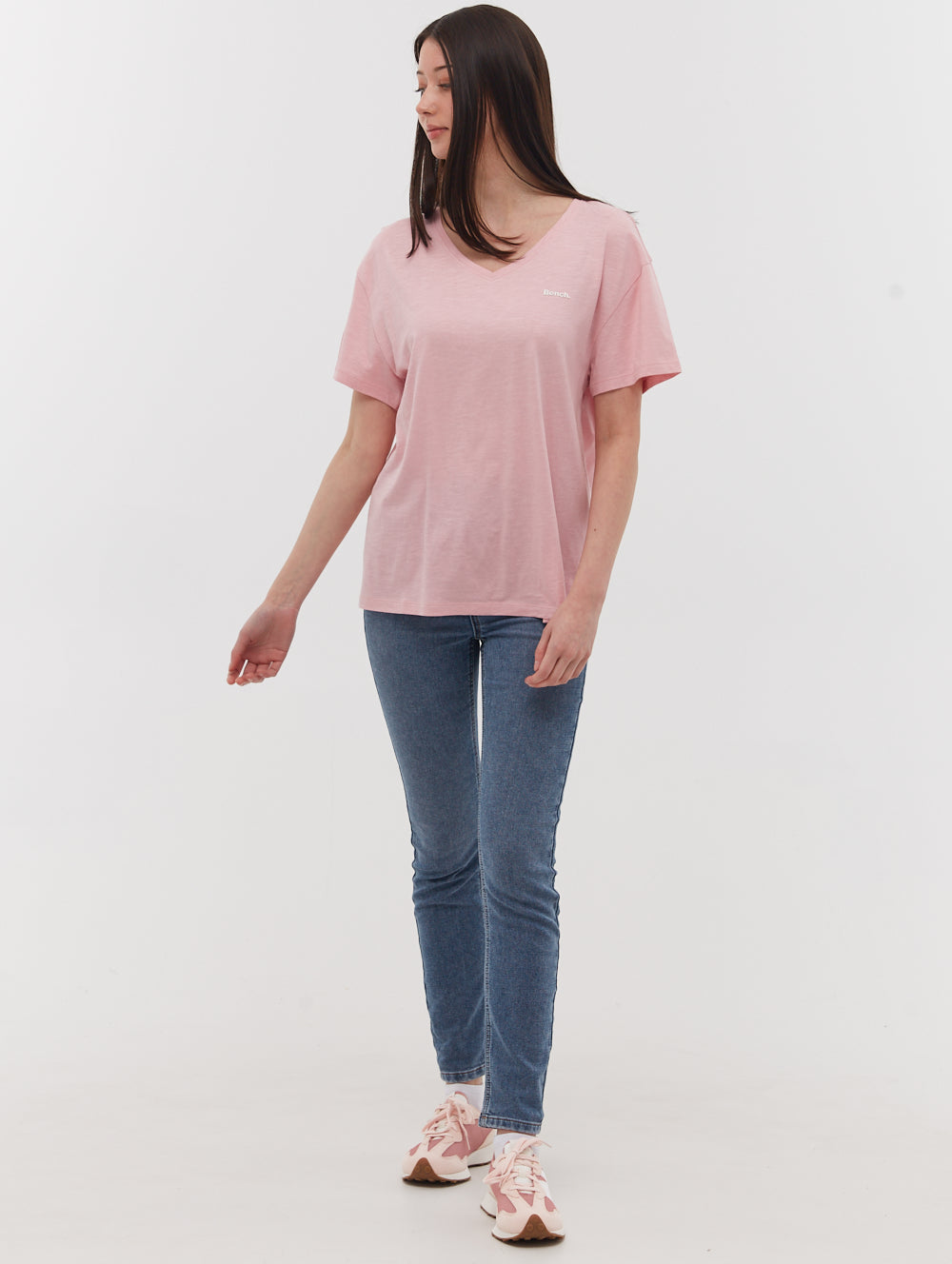 Ixia V-Neck Tee - BN4A126495