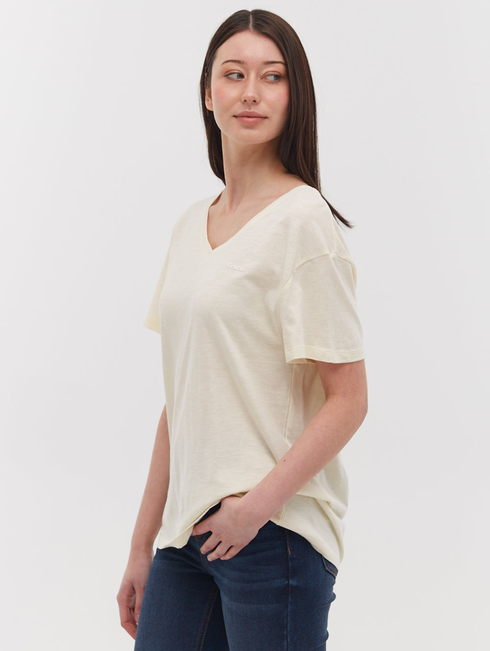 Ixia V-Neck Tee - BN4A126495