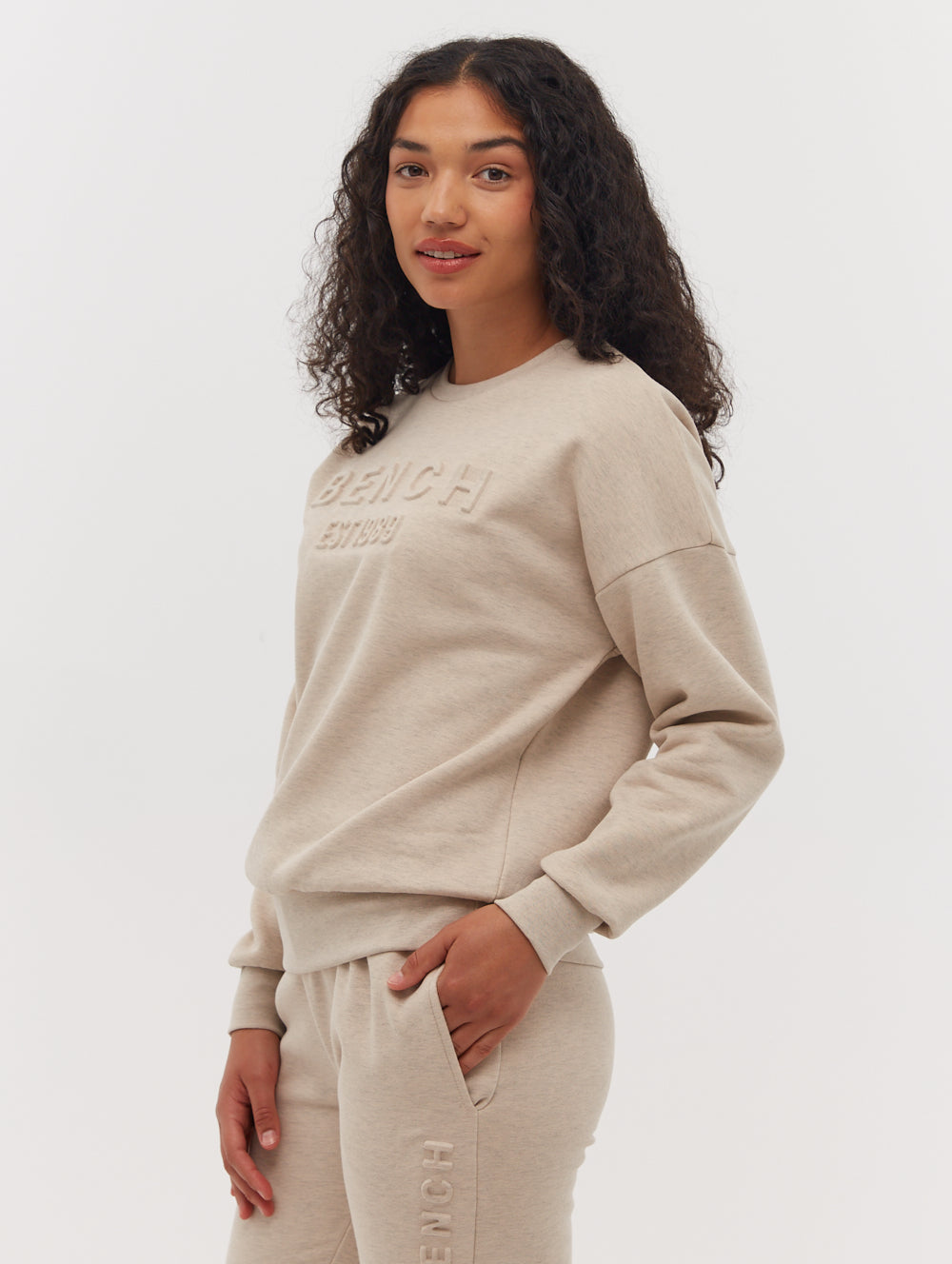 AVYANNA Beige Crews Fashion Shot 3