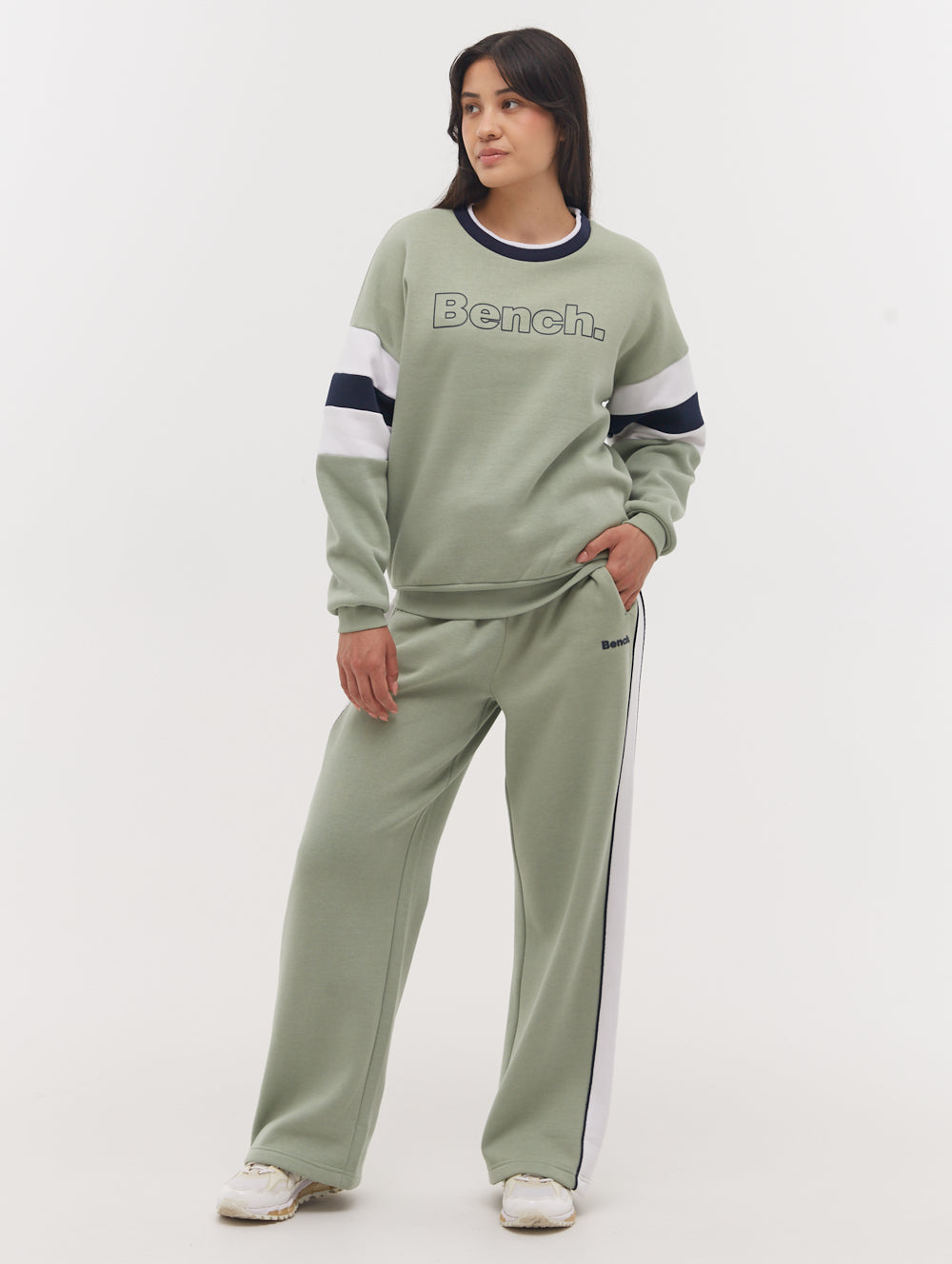 Hendra Stripe Sleeve Crew Neck Sweatshirt - Green