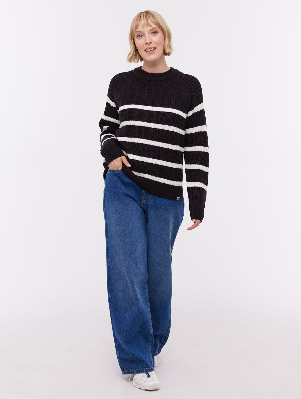 Lourine Black BK001 Knit Crews Striped Shot 2