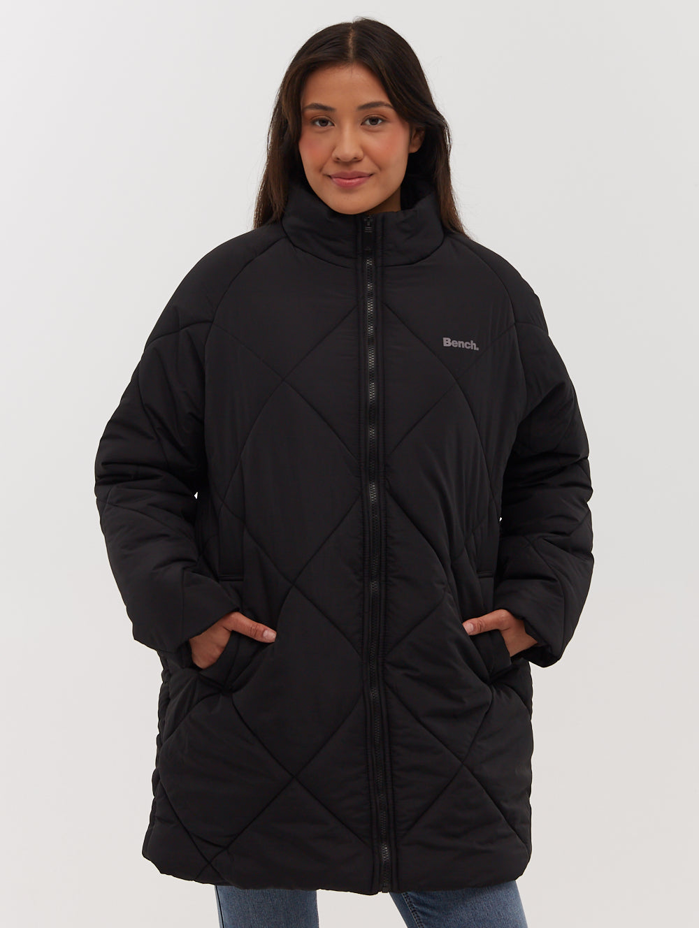 Yarah Oversize Diamond Puffer Coat - Black