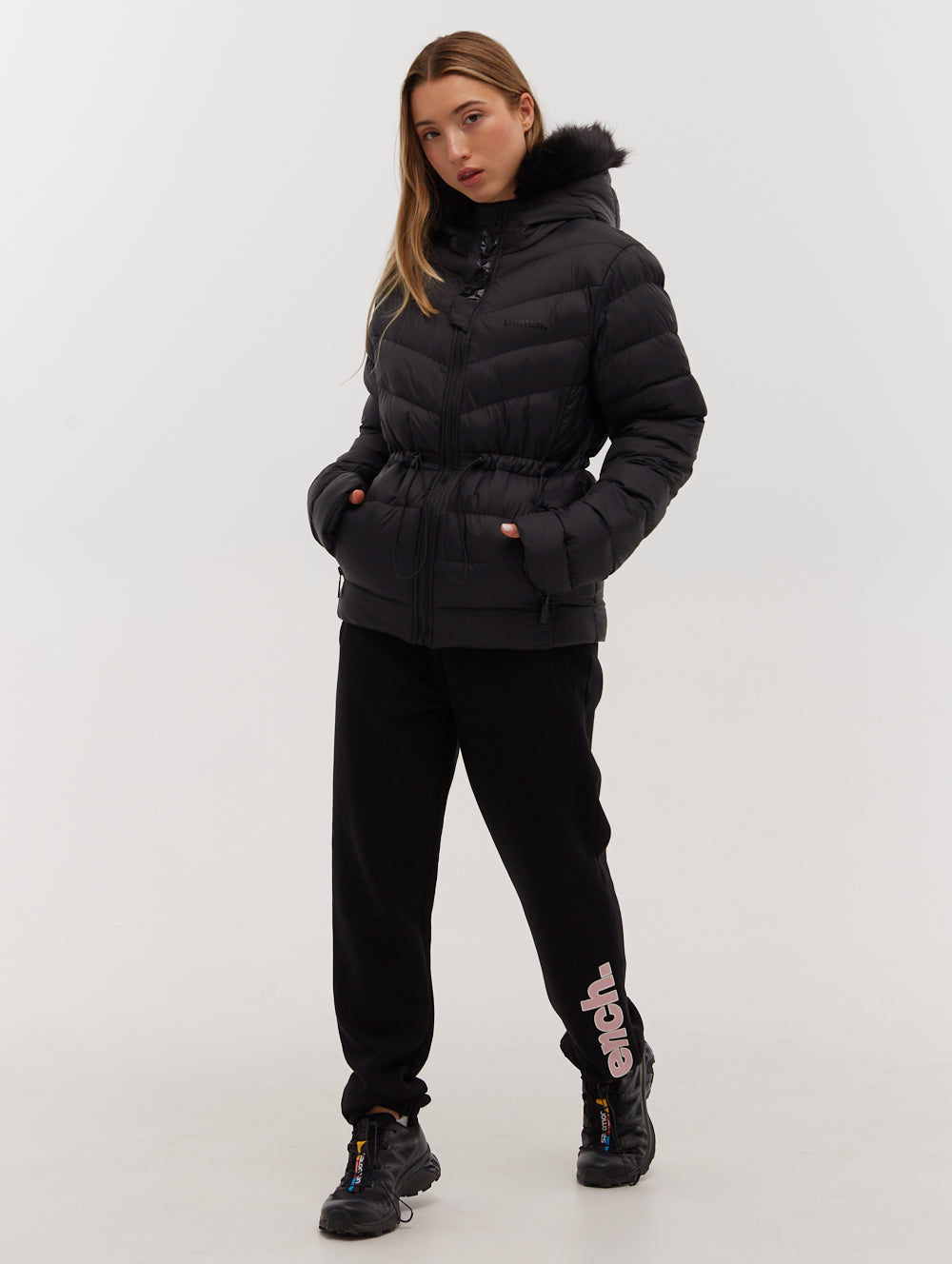 Inken Hooded Puffer Jacket - Black