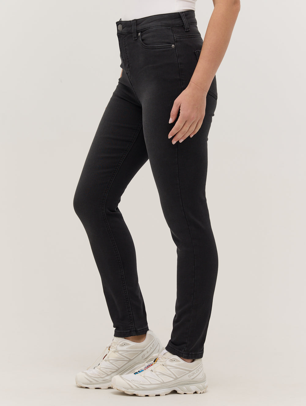 Riley Eco Friendly Skinny Jeans BLNI12572 30 Black Eyeliner