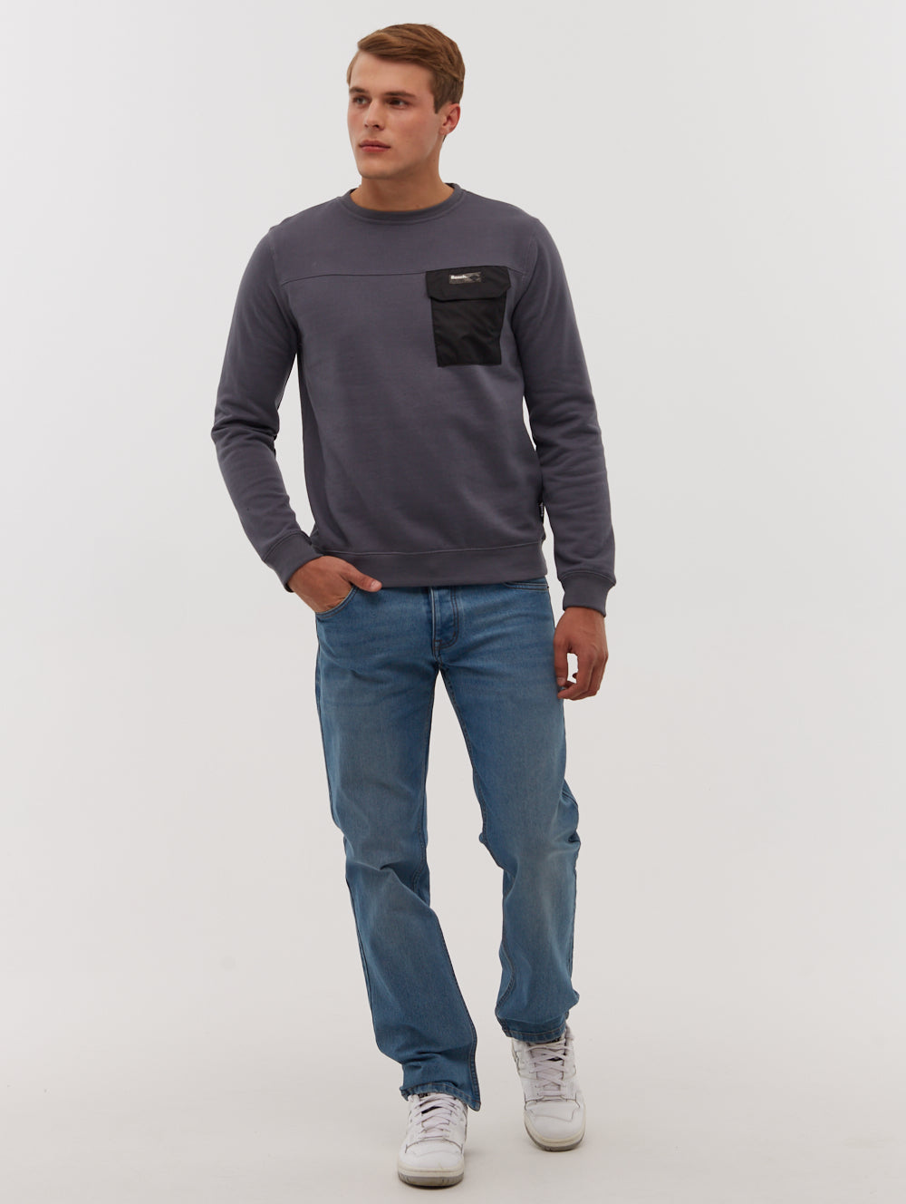 Dosio Chest Pocket Crewneck Sweatshirt