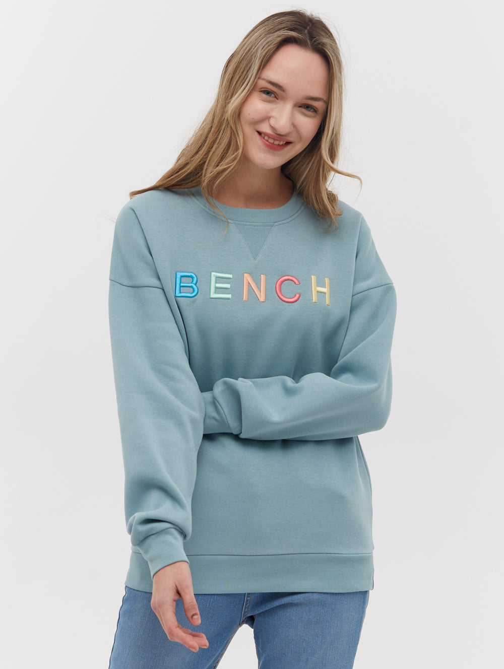 Daijah Chest Logo Crewneck - BN4E128361