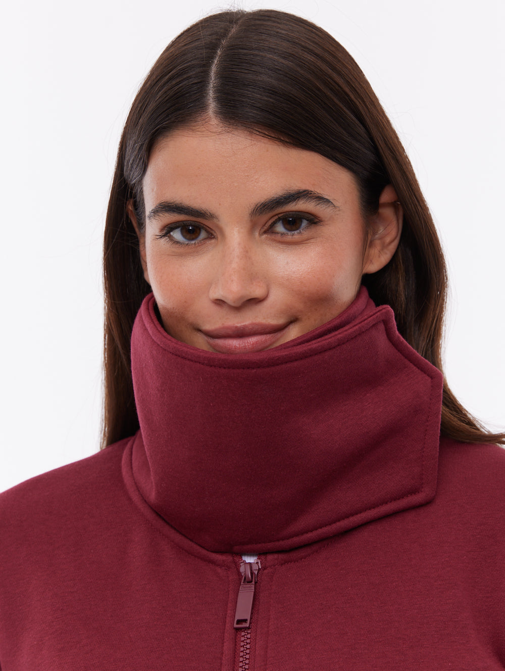 Jaya Red BU028 Funnel Zips Tab Shot 2