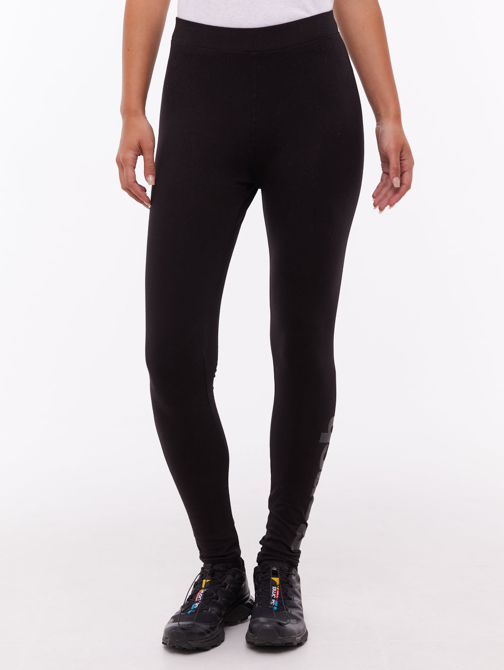 Tissa Black BK001 Leggings Logo Shot 1