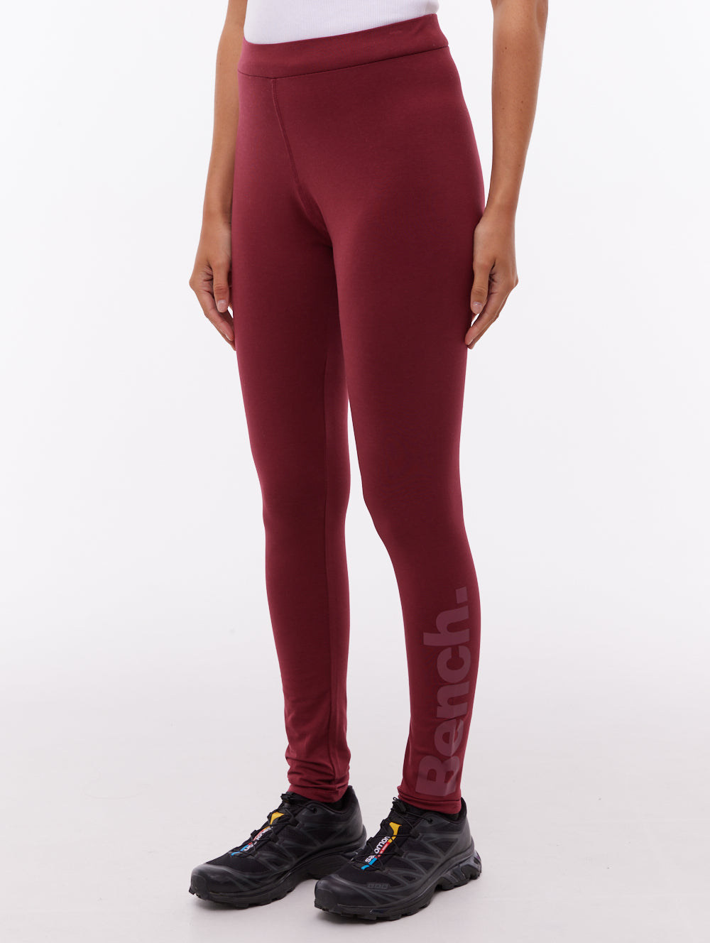 Tissa Red BU028 Leggings Logo Shot 1